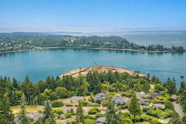 $1,275,000 | 10761 Bill Point Crest Northeast, Bainbridge Island, WA 98110