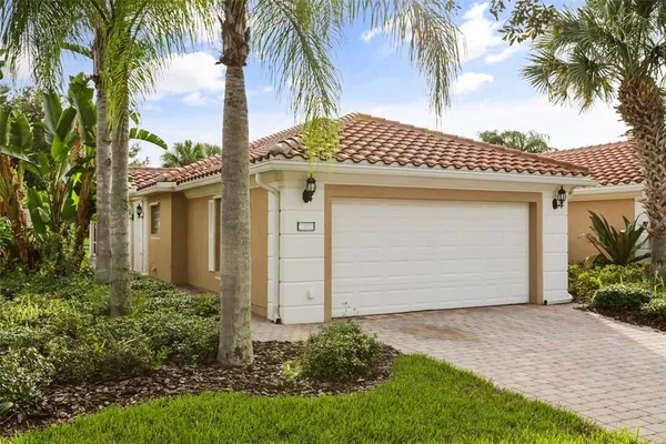 $2,700 | 11972 Kajetan Lane, Orlando, FL 32827