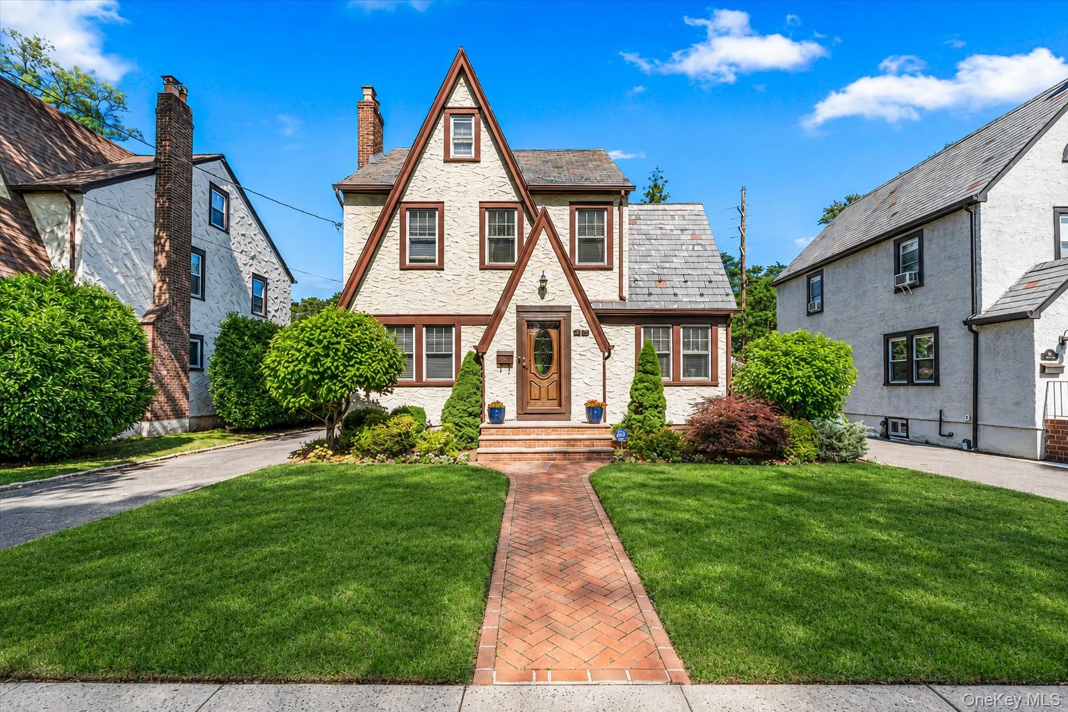 25 Archer Road West Hempstead, NY 11552 - Photo 31 of 36