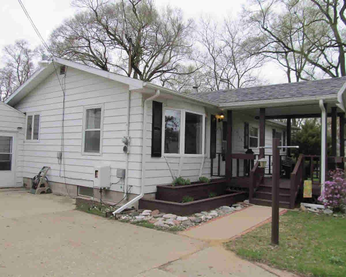 6243 North Gale Road Davison, MI 48423 - Photo 2 of 18 21285586-1.JPG