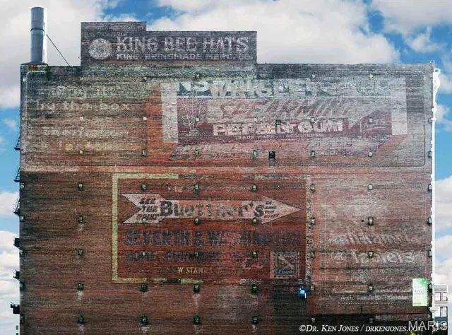 $1,100 | 1709 Washington Avenue, Unit 500, St. Louis, MO 63103