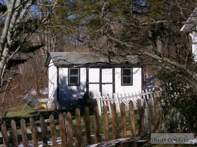 110 Ray Brown Road Boone, NC 28607 - Photo 10 of 18 Gallery Image 10