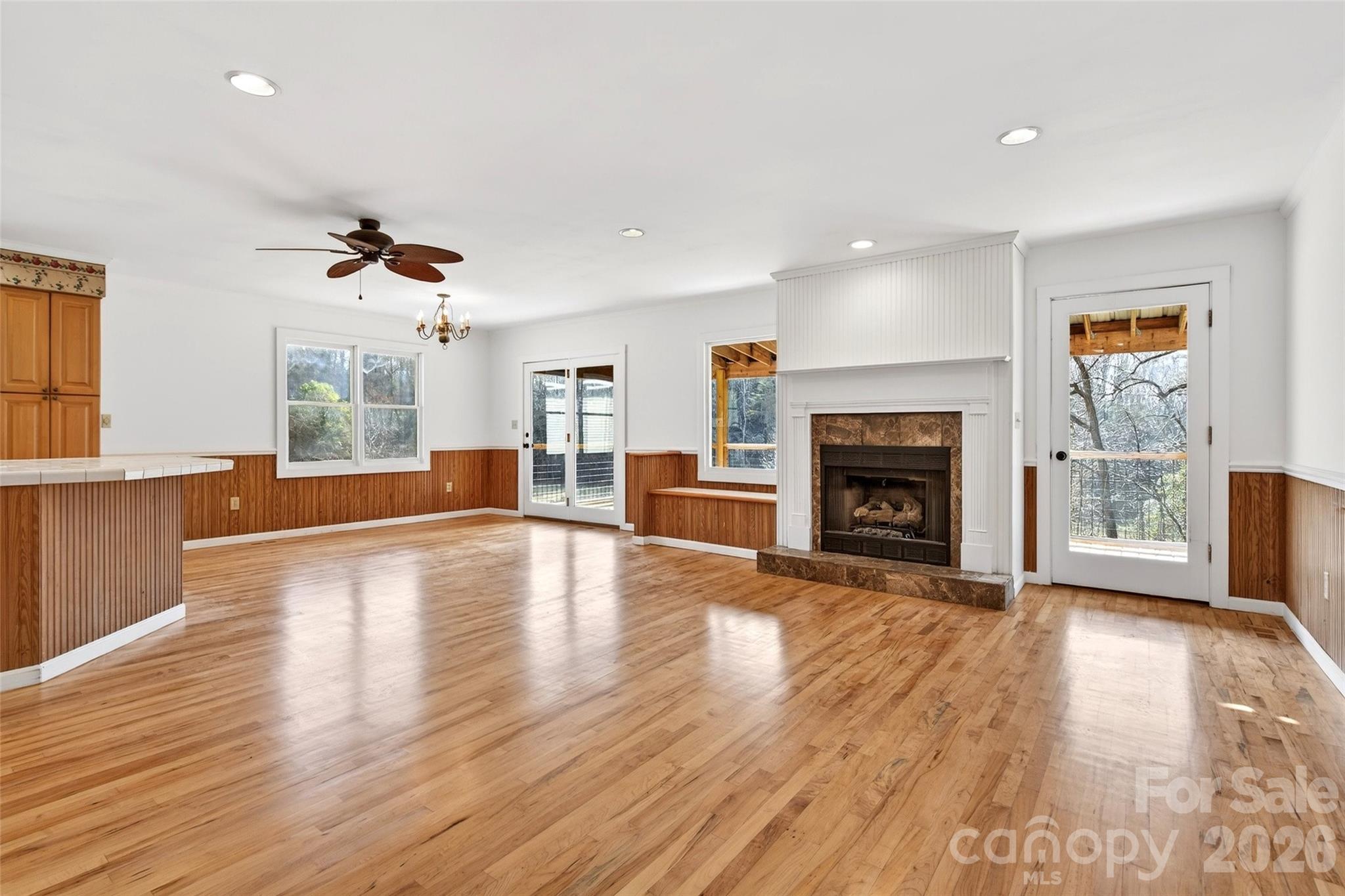 4259 Highway 70 Marion, NC 28752 - Photo 7 of 48
