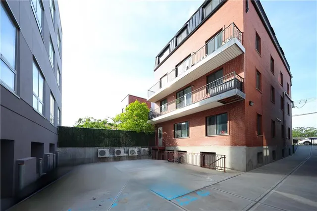 $6,600,000 | 1058 62nd Street | Borough Park