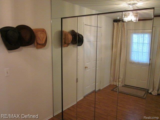 1865 Christy Court Rochester, MI 48309 - Photo 12 of 25 Large Foyer
