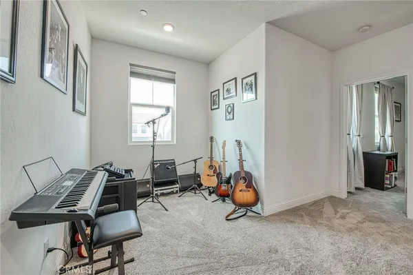 $644,500 | 1817 North Phillip Avenue, Clovis, CA 93619