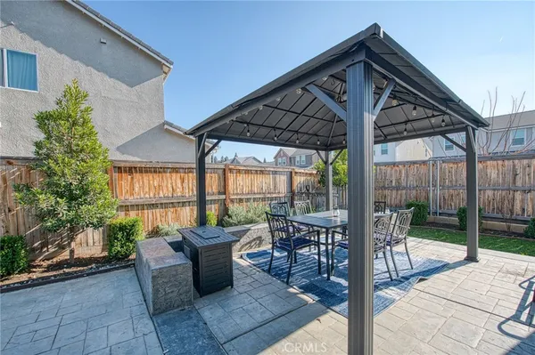 $644,500 | 1817 North Phillip Avenue, Clovis, CA 93619