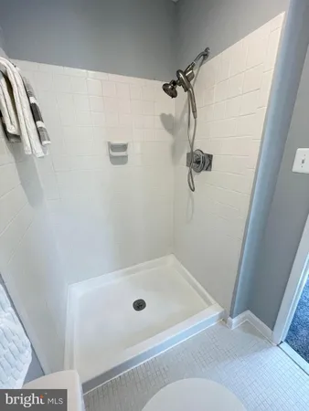 $2,775 | 1928 Rainbow Court, Woodbridge, VA 22192