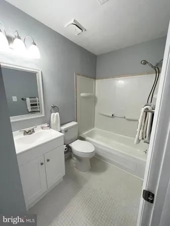 $2,775 | 1928 Rainbow Court, Woodbridge, VA 22192