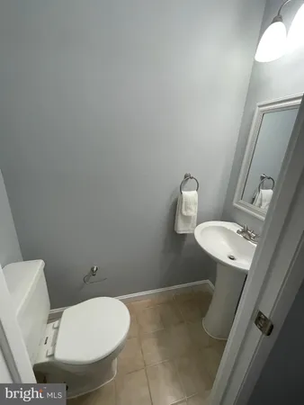 $2,775 | 1928 Rainbow Court, Woodbridge, VA 22192