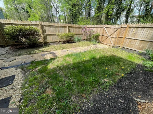 $2,775 | 1928 Rainbow Court, Woodbridge, VA 22192