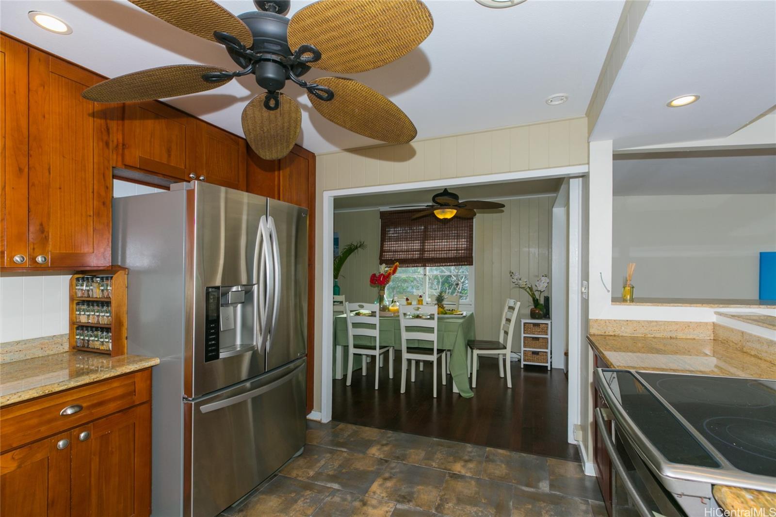 307 Wanaao Road Kailua, HI 96734 - Photo 10 of 24 Gallery Image 10