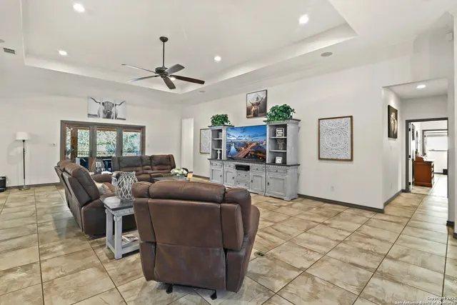 $1,190,000 | 584 Arbor View, Adkins, TX 78101