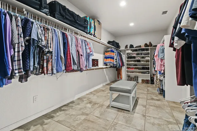 $1,190,000 | 584 Arbor View, Adkins, TX 78101