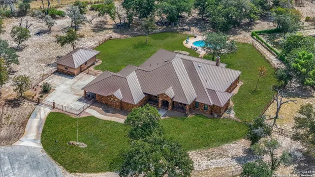$1,190,000 | 584 Arbor View, Adkins, TX 78101