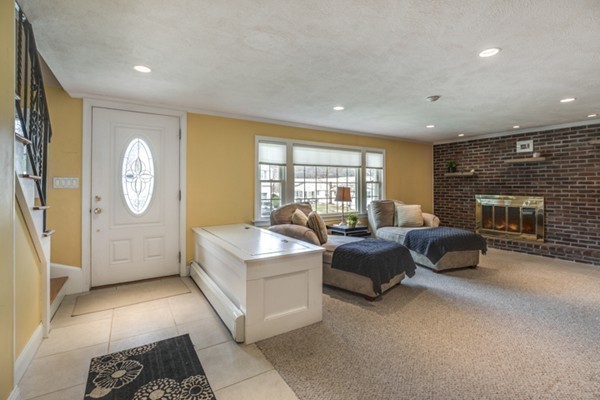 4 Arthur Road Wakefield, MA 01880 - Photo 19 of 30