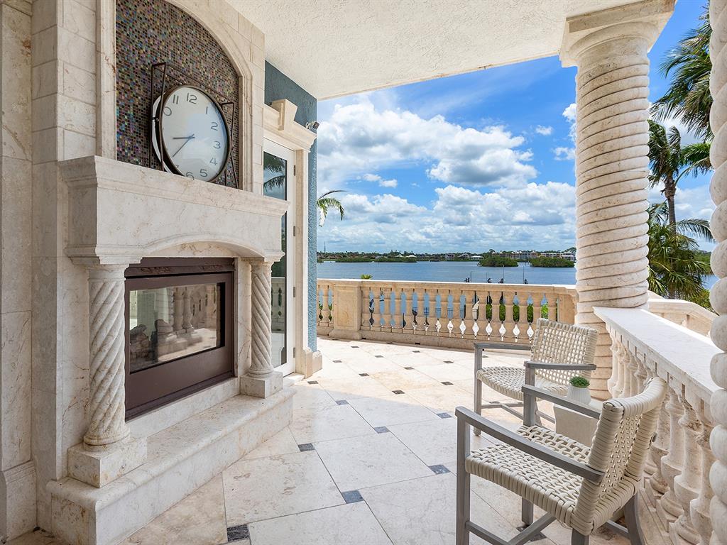 144 North Casey Key Road Nokomis, FL 34275 - Photo 17 of 54