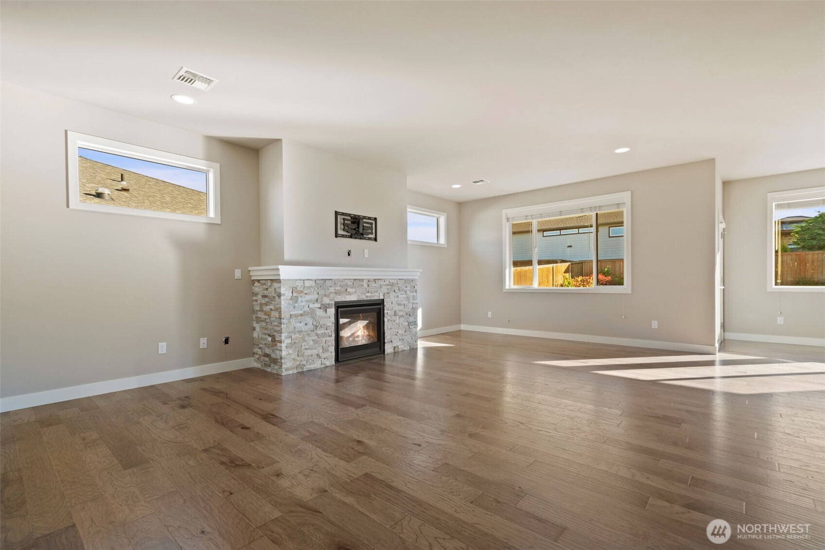 71 Blue Glacier Loop Sequim, WA 98382 - Photo 6 of 34