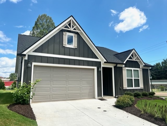 13 Flash Way Chattanooga, TN 37415 - Photo 2 of 11