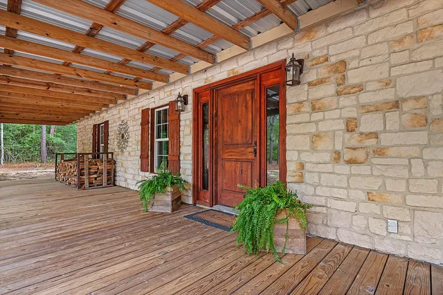 $385,000 | 267 County Road 2827, Warren, TX 77664