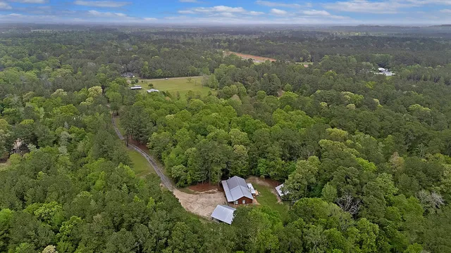 $385,000 | 267 County Road 2827, Warren, TX 77664