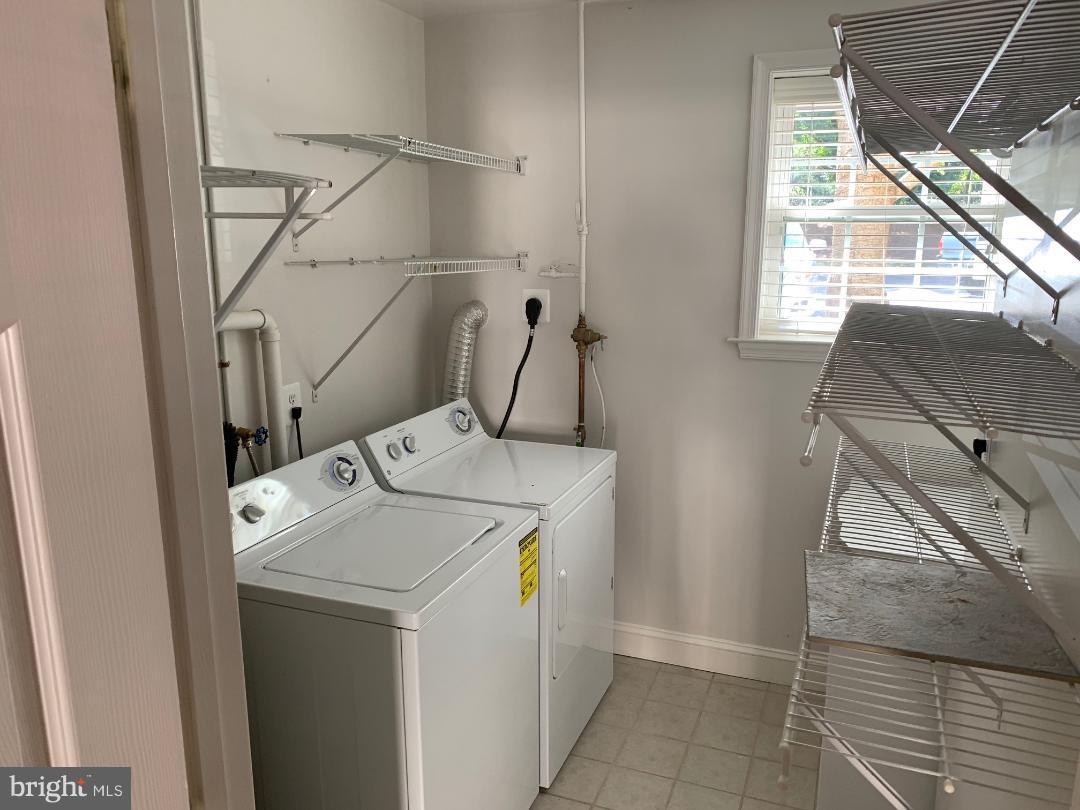 2484 Ridgehampton Court Reston, VA 20191 - Photo 10 of 11 Interior (General)