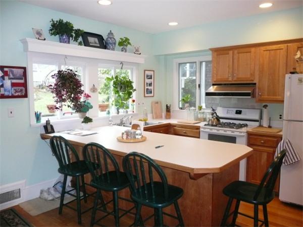 3 Guernsey Street Marblehead, MA 01945 - Photo 3 of 17 Gallery Image 3