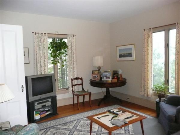 3 Guernsey Street Marblehead, MA 01945 - Photo 8 of 17 Gallery Image 8