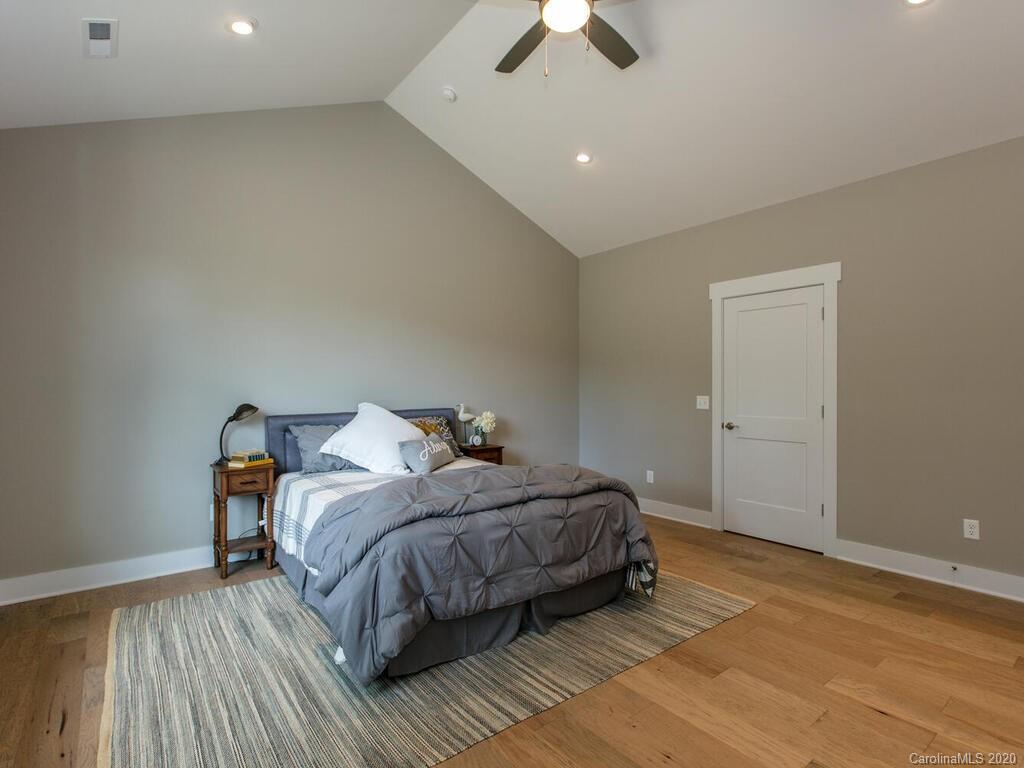 1263 North Allen Road Hendersonville, NC 28792 - Photo 22 of 37 Gallery Image 22
