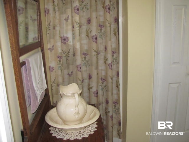 2770 North Millry Buckatunna Road Millry, AL 36558 - Photo 11 of 18 Bathroom#2