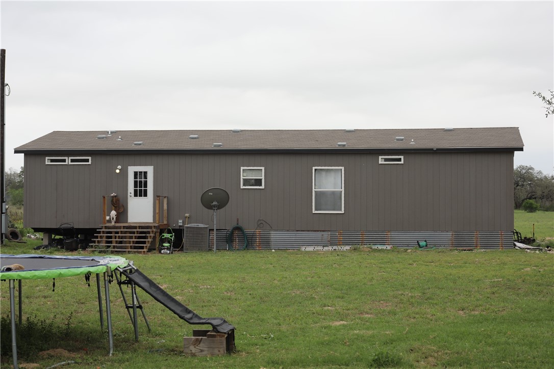 490 Hernandez Road Poteet, TX 78065 - Photo 18 of 30