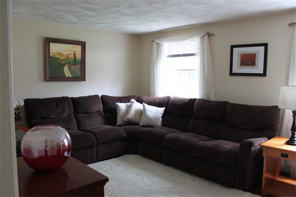 19 Outlook Road Billerica, MA 01862 - Photo 4 of 19 Gallery Image 4