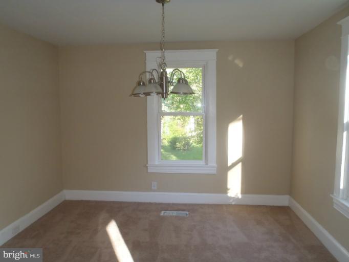 31 Patapsco Road Linthicum Heights, MD 21090 - Photo 8 of 20 Dining Room