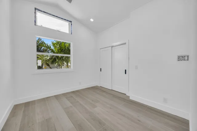 $1,400,000 | 13878 Palm Grove Place, Palm Beach Gardens, FL 33418