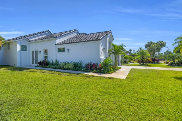 $1,400,000 | 13878 Palm Grove Place, Palm Beach Gardens, FL 33418