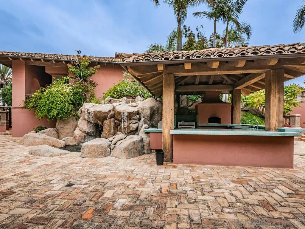 17116 Paseo Hermosa Rancho Santa Fe, CA 92067 - Photo 42 of 59