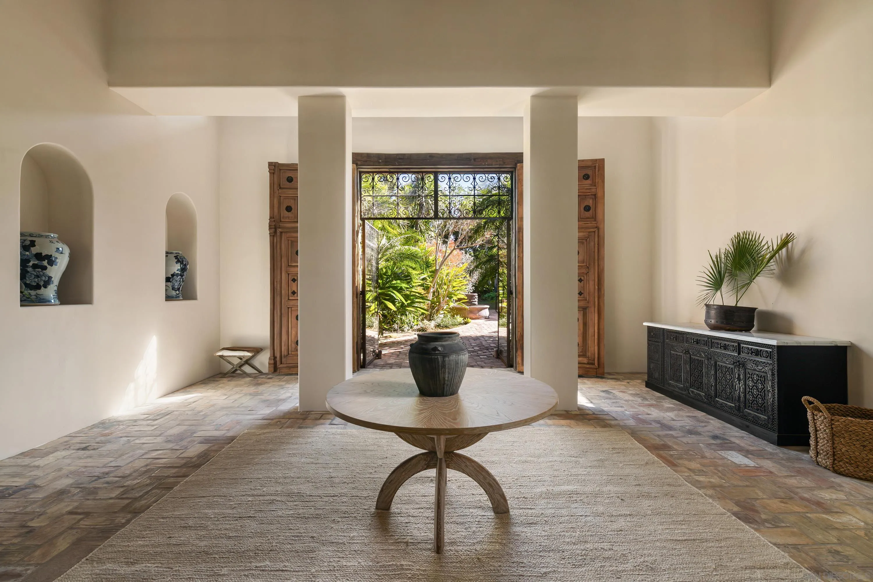 17116 Paseo Hermosa Rancho Santa Fe, CA 92067 - Photo 10 of 59 a living room with furniture and a potted plant