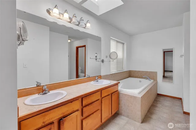 $748,000 | 728 95th Court Southeast, Everett, WA 98208