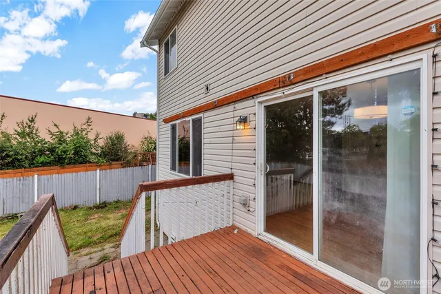 $748,000 | 728 95th Court Southeast, Everett, WA 98208