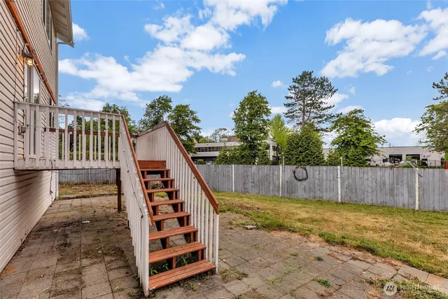 $748,000 | 728 95th Court Southeast, Everett, WA 98208