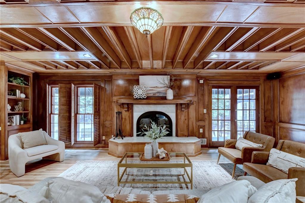 385 5 Acre Road Alpharetta, GA 30004 - Photo 6 of 37
