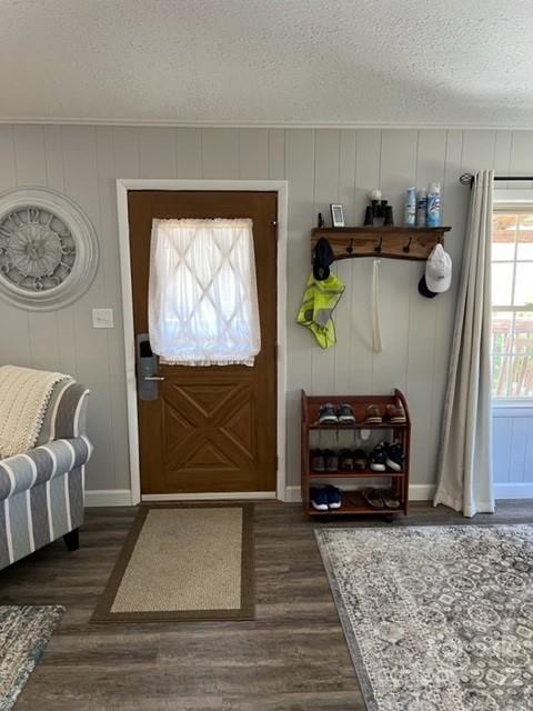 200 Golfwatch Road Canton, NC 28716 - Photo 13 of 38 a living room with furniture and a window
