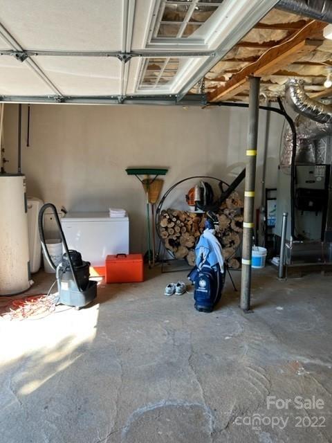 200 Golfwatch Road Canton, NC 28716 - Photo 23 of 38 a view of car garage