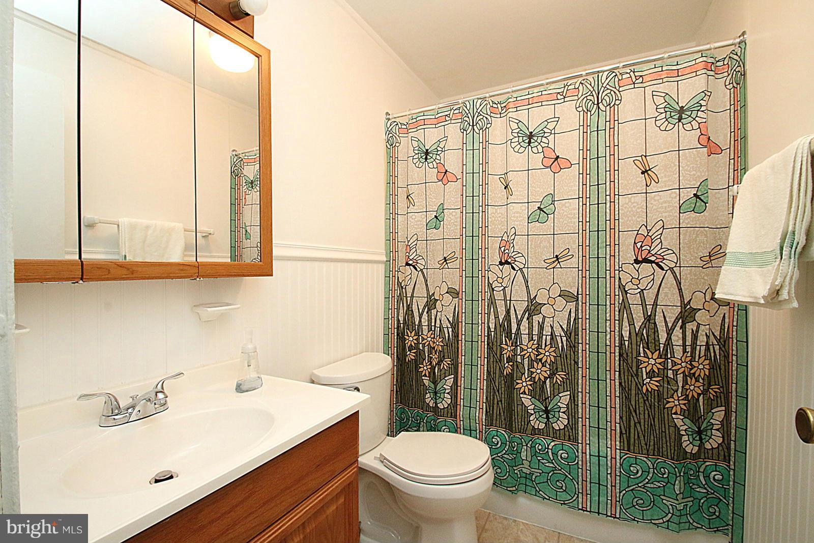 8108 Del Haven Road Baltimore, MD 21222 - Photo 16 of 30 Bath
