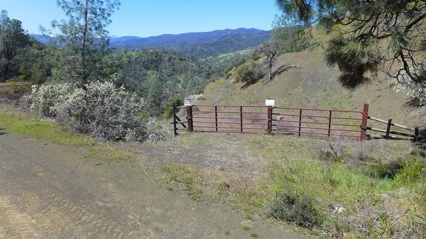 a view of a outdoor space with mountain view