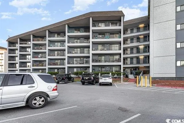 $239,900 | 5905 South Kings Highway, Unit 314B, Myrtle Beach, SC 29575