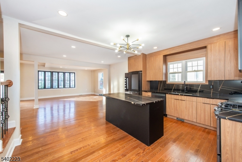 50 Grand Avenue Ridgefield Park, NJ 07660 - Photo 16 of 35