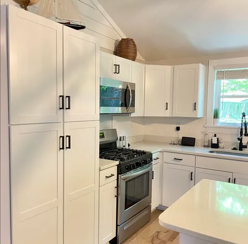 $3,400 | 1769 Brantley Drive, Charleston, SC 29412