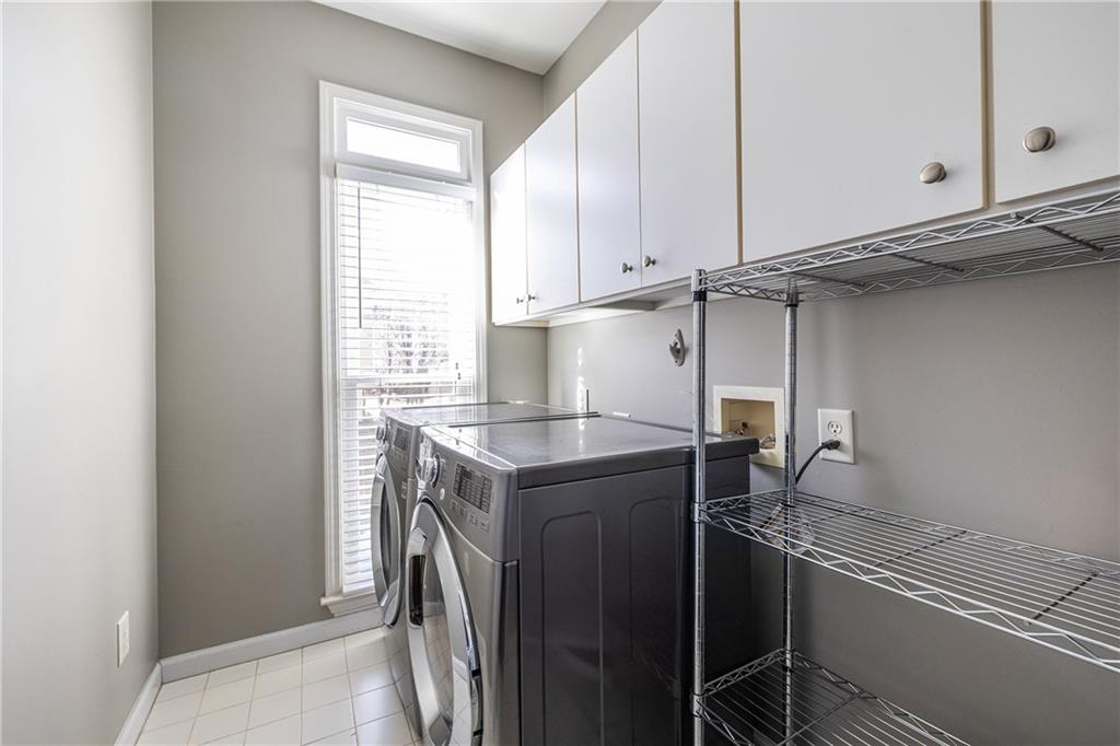 2454 Vivian Circle Decatur, GA 30030 - Photo 23 of 45