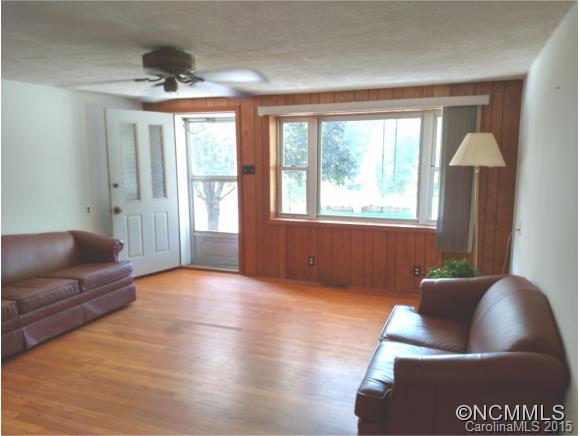 5995 Howard Gap Road Saluda, NC 28773 - Photo 11 of 23 Gallery Image 11